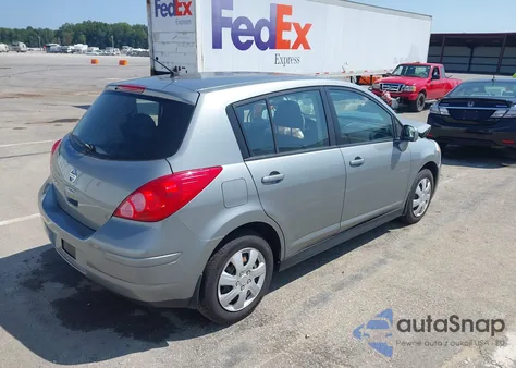 2008 Nissan Versa 1.8S из США, поврежденный, VIN 3N1BC13E28L442146
